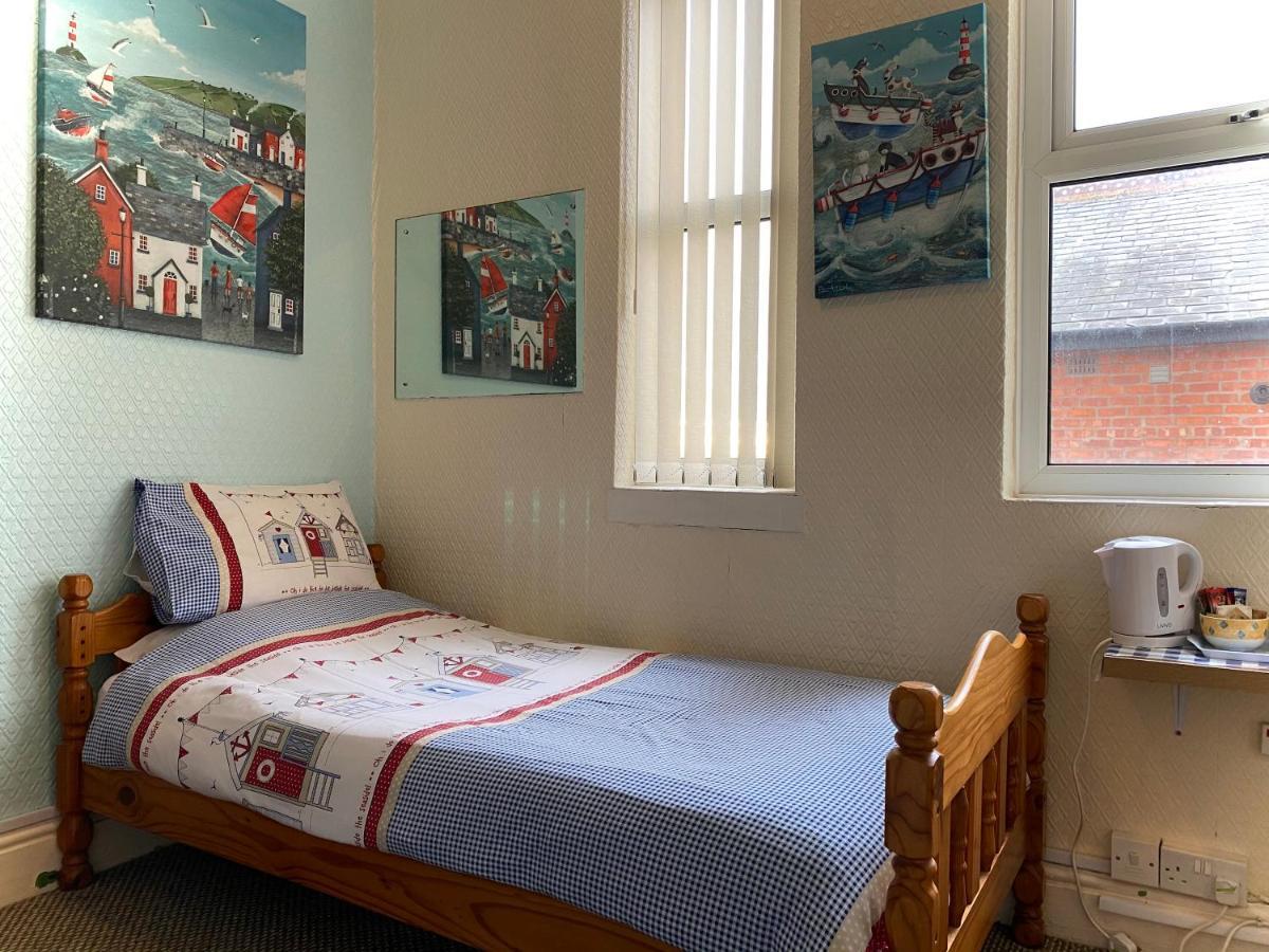 Cumbria Guest House Литам-Сент-Эннс Экстерьер фото