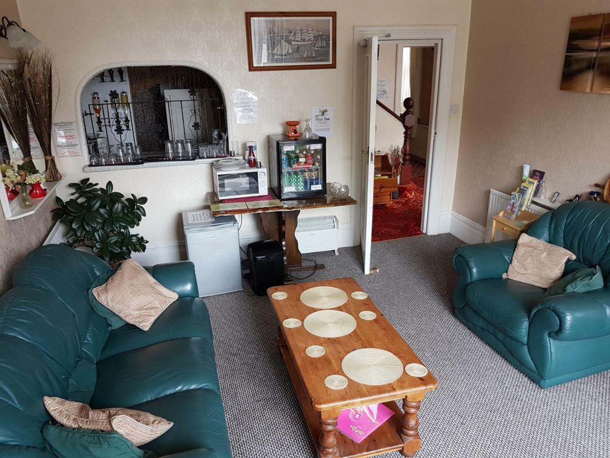 Cumbria Guest House Литам-Сент-Эннс Экстерьер фото